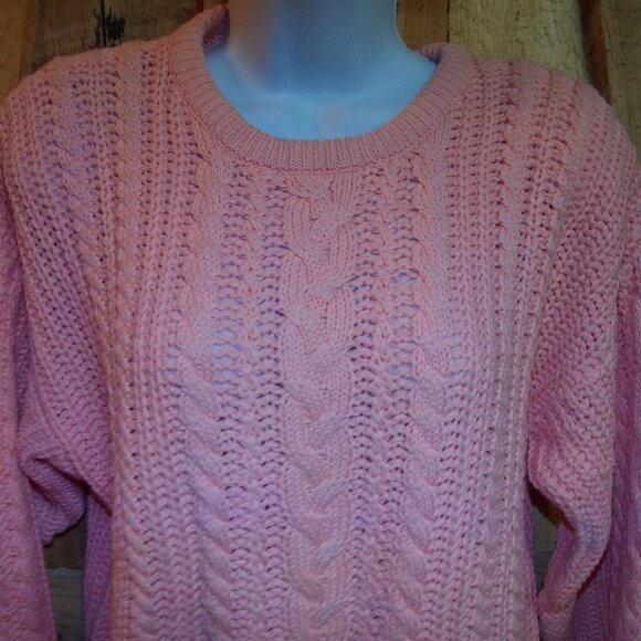 Vintage Cambridge Dry Goods women's soft pink cable knit sweater - Picture 3 of 5